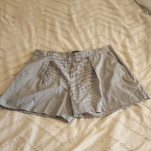 Banana Republic Navy and White Striped Women's Shorts
